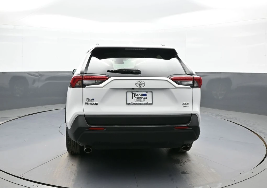 2023 Toyota RAV4 5th Gen - Image 7 of 12
