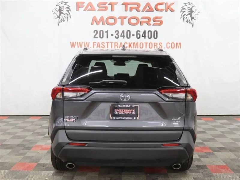2023 Toyota RAV4 5th Gen - Image 5 of 12