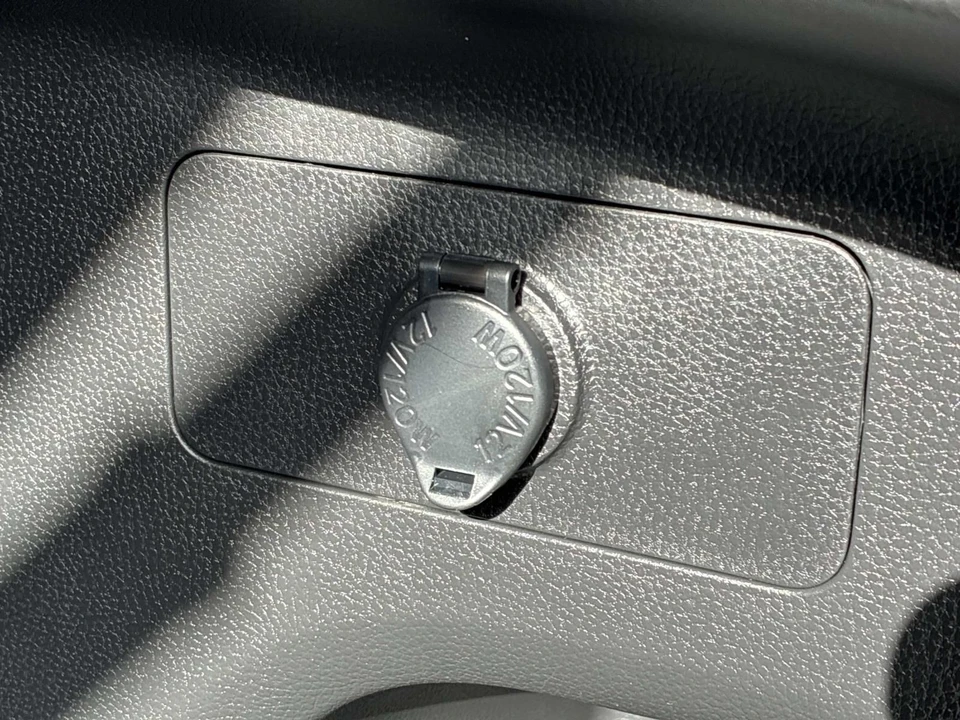 2023 Toyota RAV4 5th Gen - Image 14 of 21