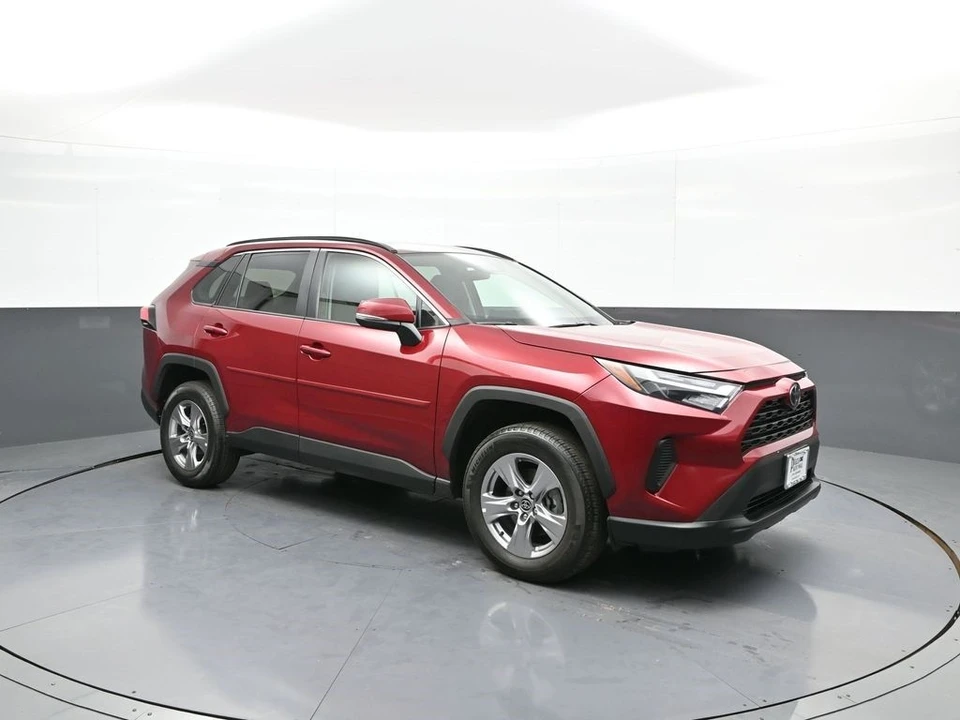 2023 Toyota RAV4 5th Gen - Image 4 of 12