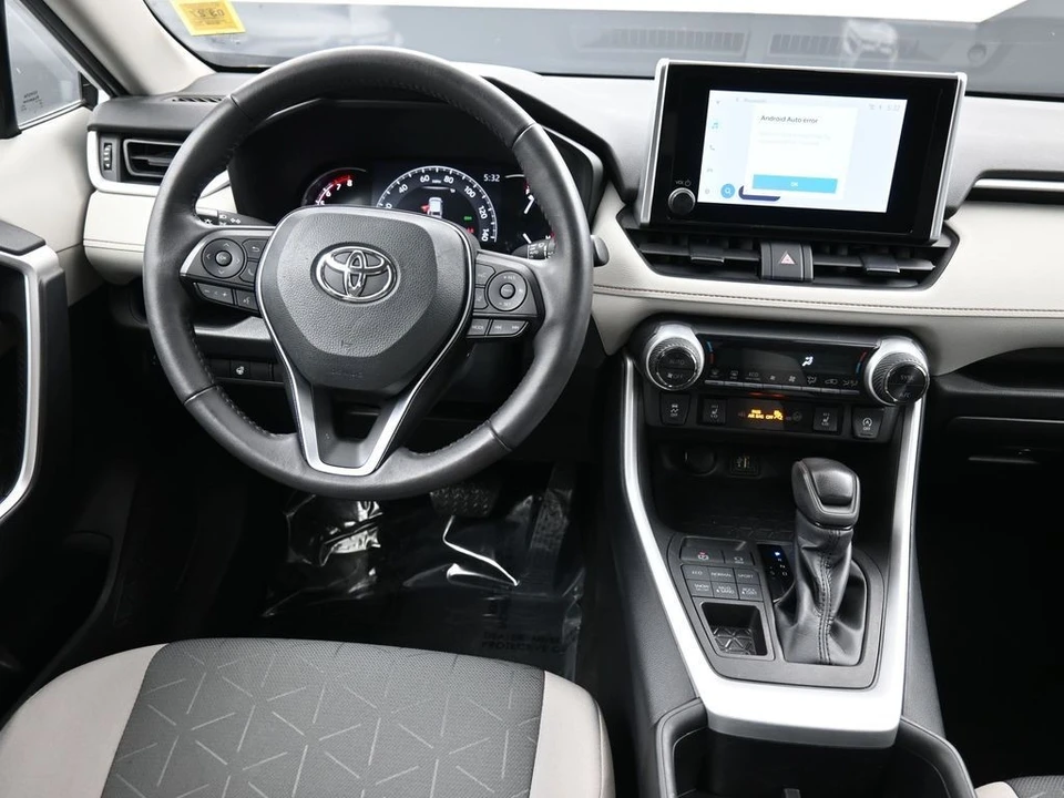 2023 Toyota RAV4 5th Gen - Image 19 of 21