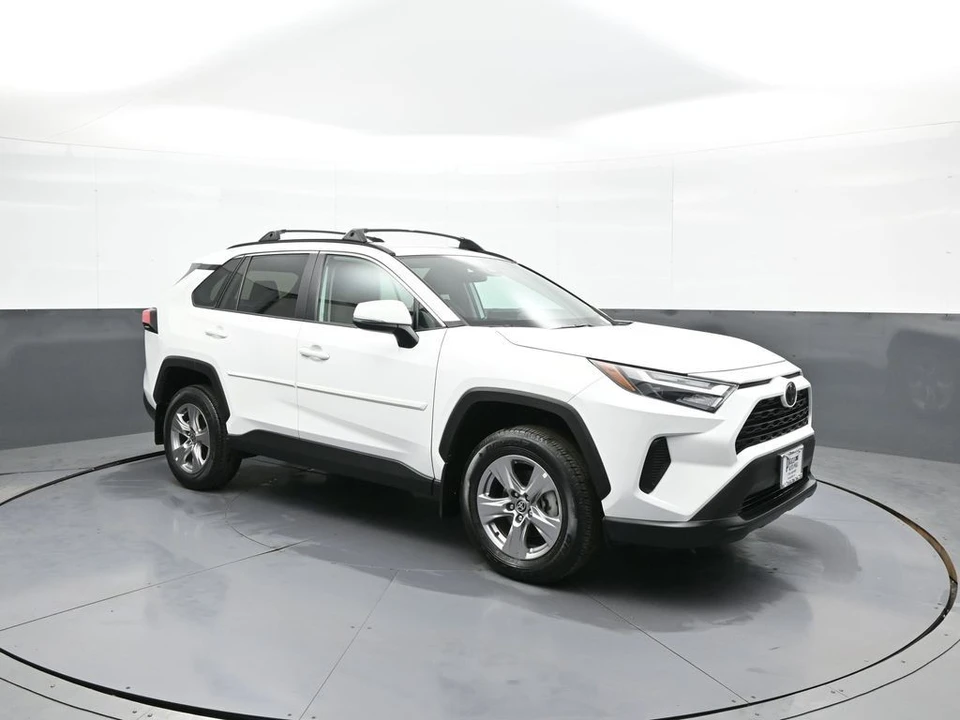 2023 Toyota RAV4 5th Gen - Image 4 of 21