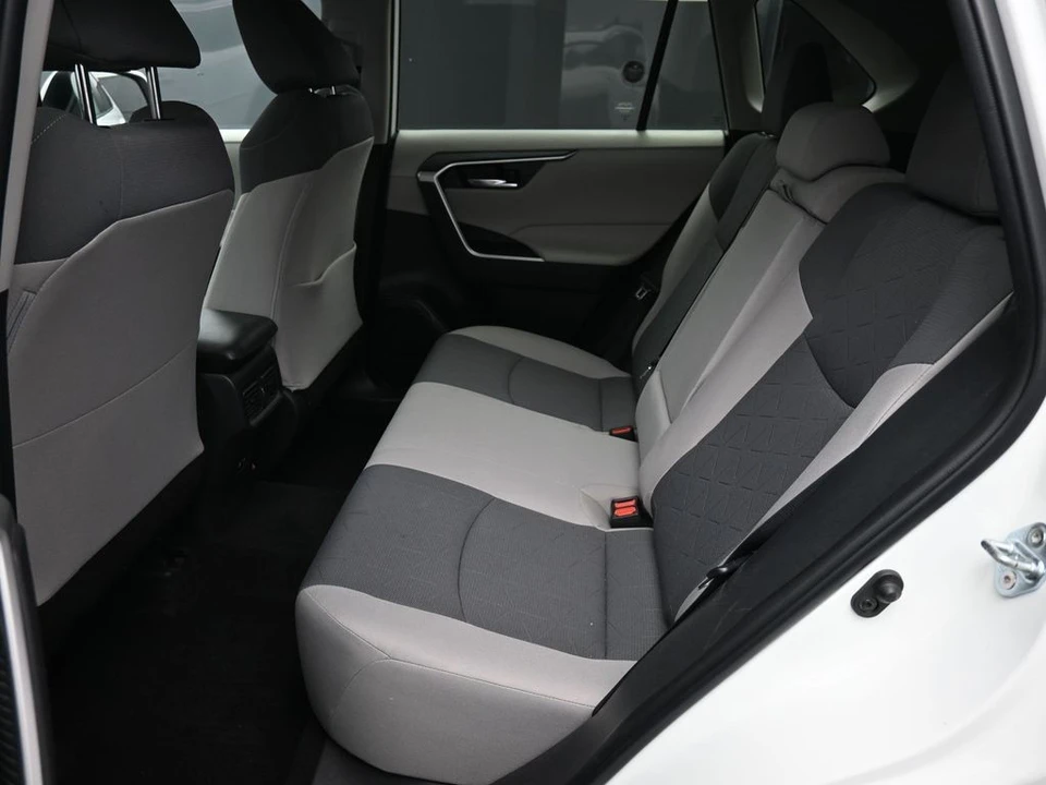 2023 Toyota RAV4 5th Gen - Image 20 of 21