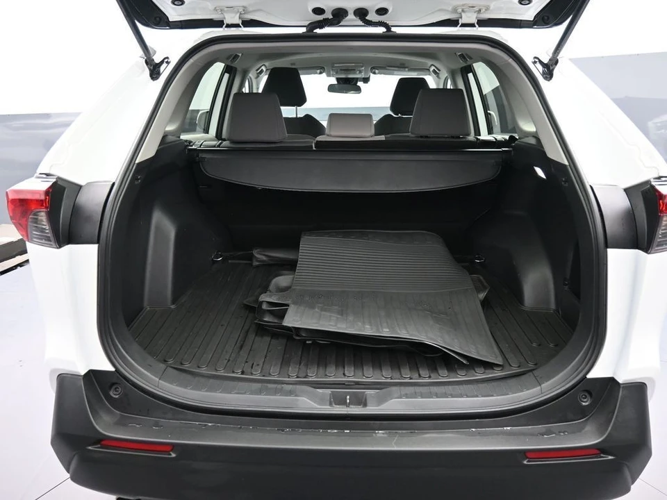 2023 Toyota RAV4 5th Gen - Image 21 of 21