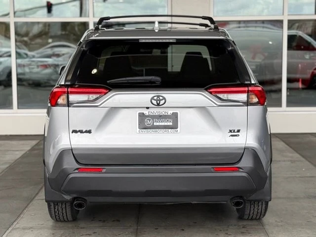 2023 Toyota RAV4 5th Gen - Image 11 of 12