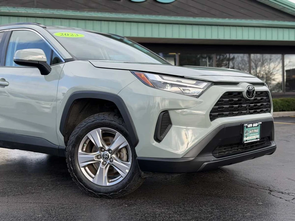 2023 Toyota RAV4 5th Gen - Image 4 of 12