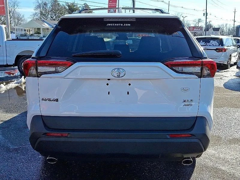 2023 Toyota RAV4 5th Gen - Image 6 of 12