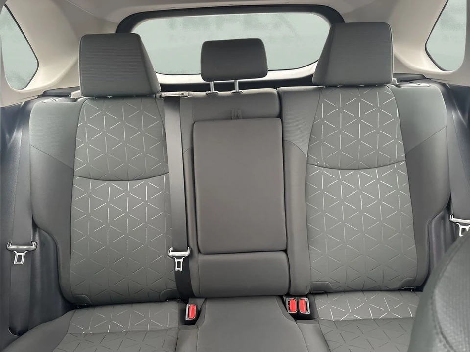2023 Toyota RAV4 5th Gen - Image 11 of 12