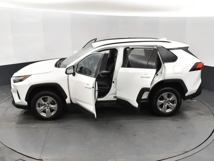 2023 Toyota RAV4 5th Gen - Image 7 of 12