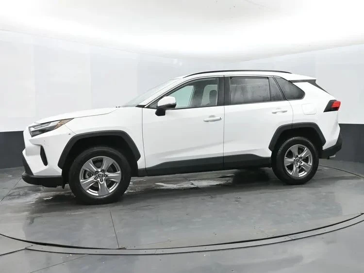 2023 Toyota RAV4 5th Gen - Image 5 of 12
