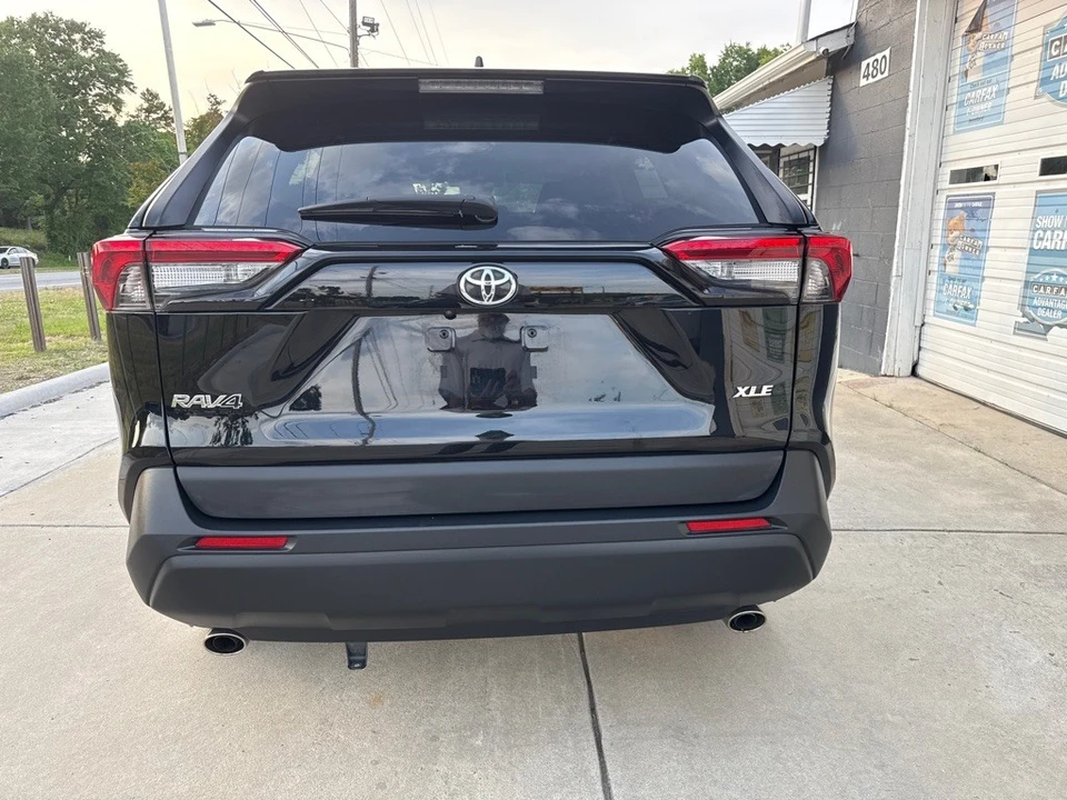 2023 Toyota RAV4 5th Gen - Image 3 of 16