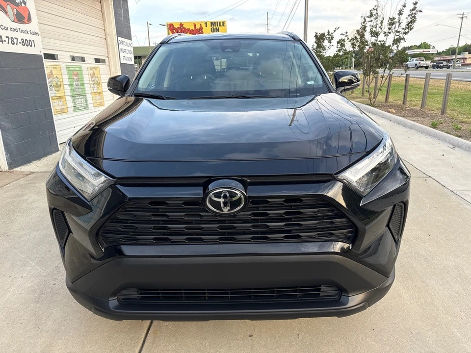 2023 Toyota RAV4 5th Gen - Image 6 of 16