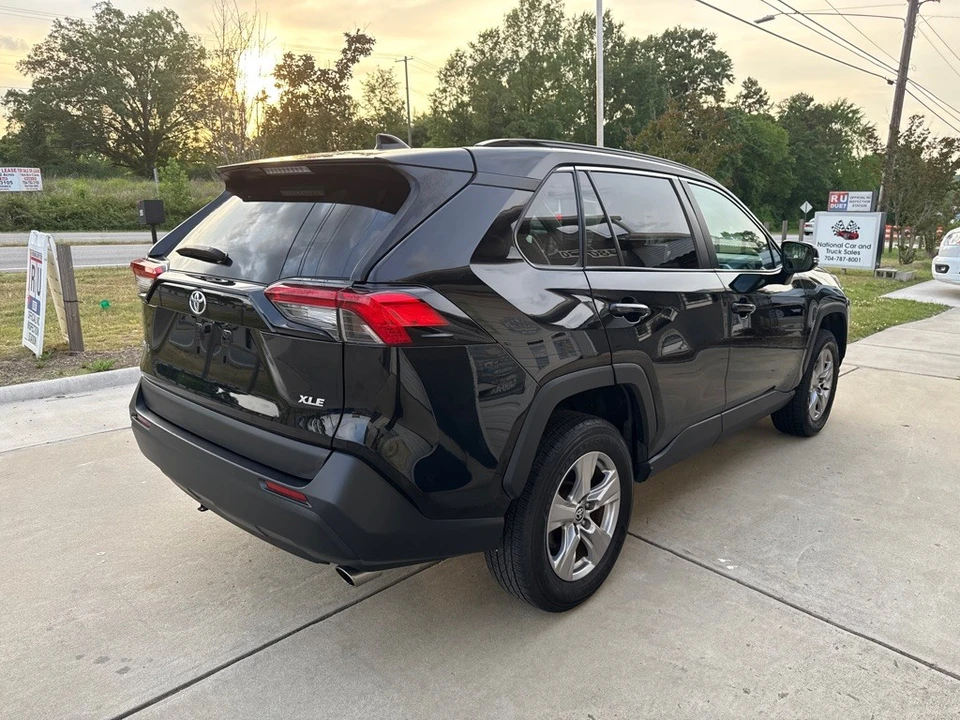 2023 Toyota RAV4 5th Gen - Image 4 of 16