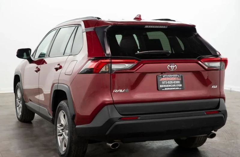 2023 Toyota RAV4 5th Gen - Image 10 of 12