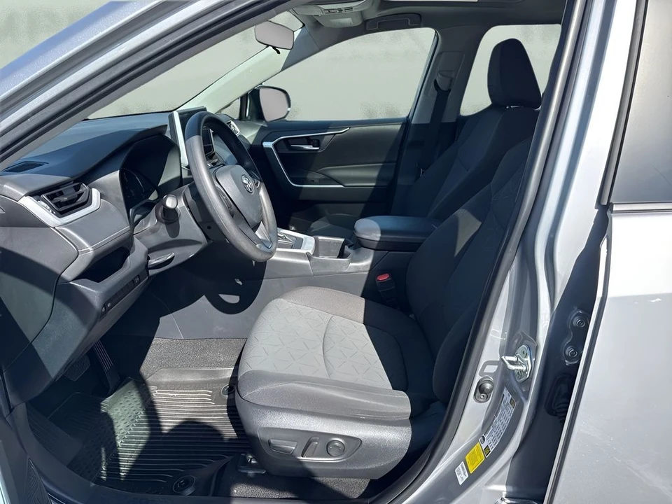 2023 Toyota RAV4 5th Gen - Image 9 of 21