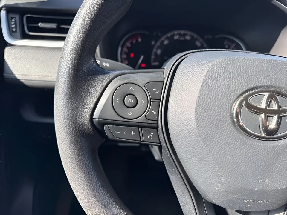 2023 Toyota RAV4 5th Gen - Image 15 of 21