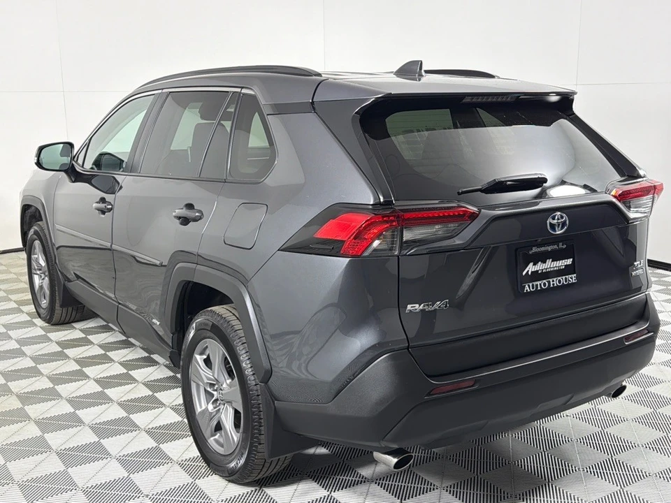 2023 Toyota RAV4 5th Gen - Image 7 of 12