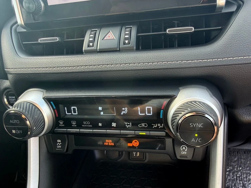 2023 Toyota RAV4 5th Gen - Image 19 of 21