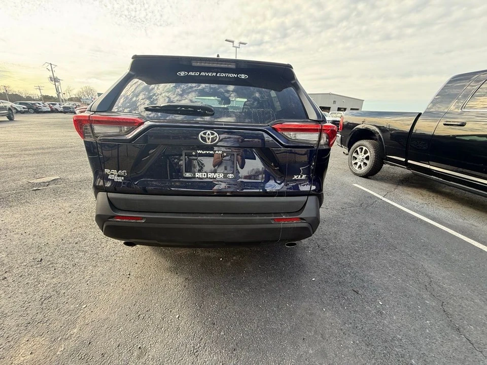 2023 Toyota RAV4 5th Gen - Image 5 of 21