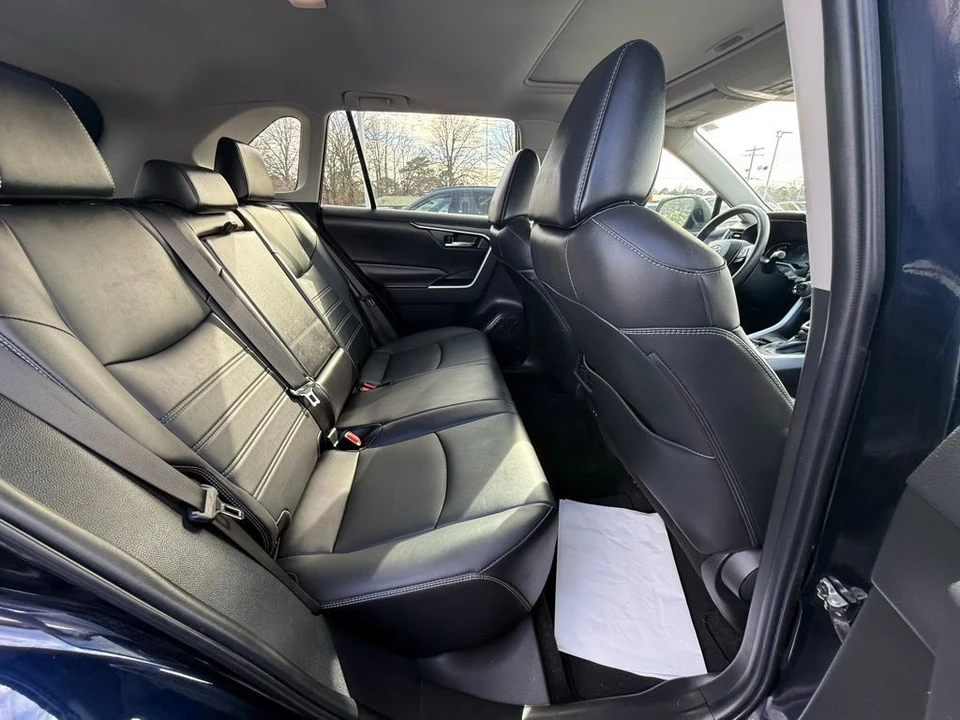 2023 Toyota RAV4 5th Gen - Image 14 of 21