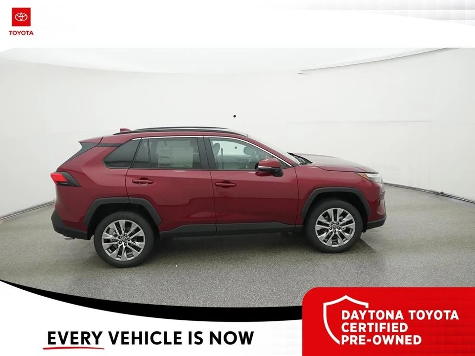 2023 Toyota RAV4 5th Gen - Image 11 of 12