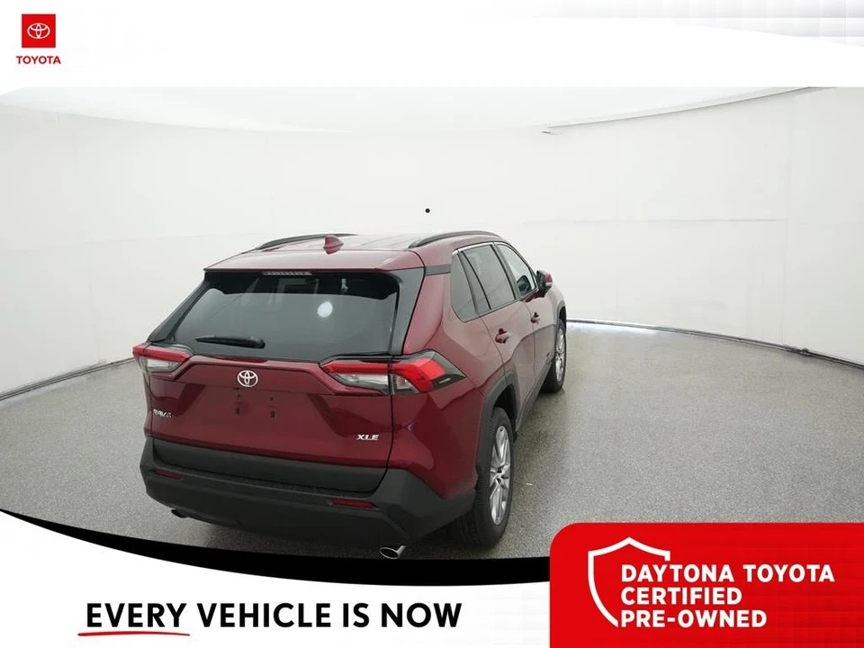 2023 Toyota RAV4 5th Gen - Image 8 of 12
