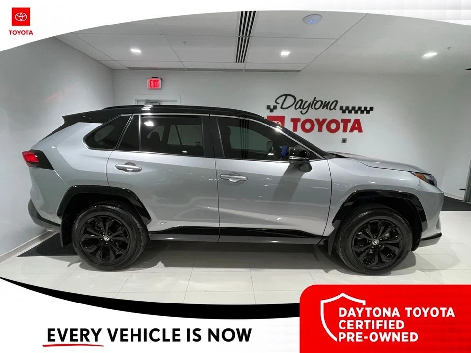 2023 Toyota RAV4 5th Gen - Image 5 of 12