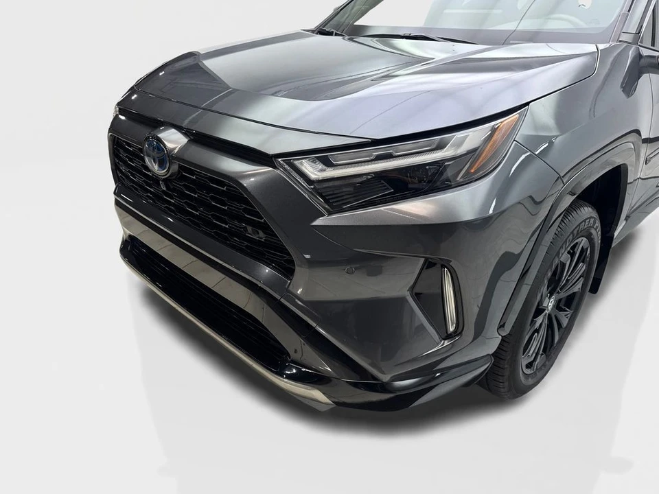 2023 Toyota RAV4 5th Gen - Image 16 of 21
