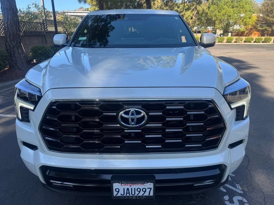 2023 Toyota Sequoia 3rd Gen - Image 8 of 18