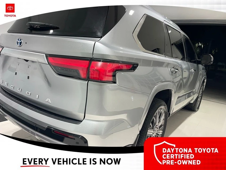 2023 Toyota Sequoia 3rd Gen - Image 9 of 12