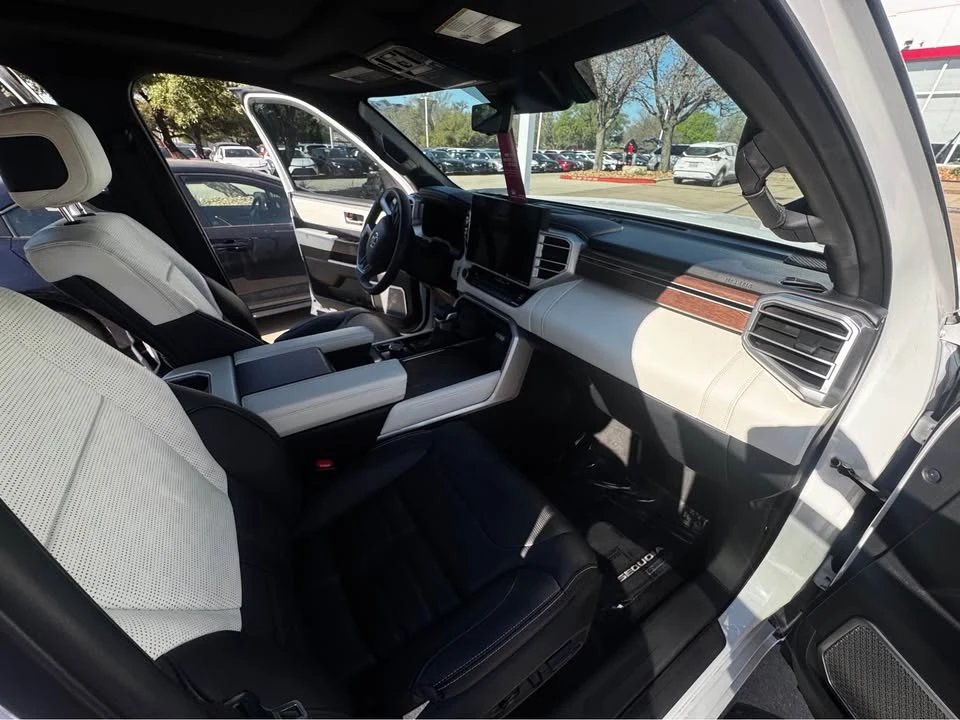 2023 Toyota Sequoia 3rd Gen - Image 6 of 11