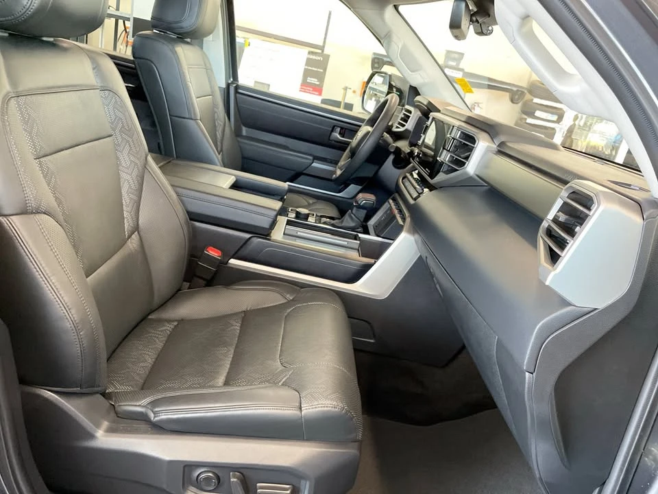 2023 Toyota Sequoia 3rd Gen - Image 17 of 18