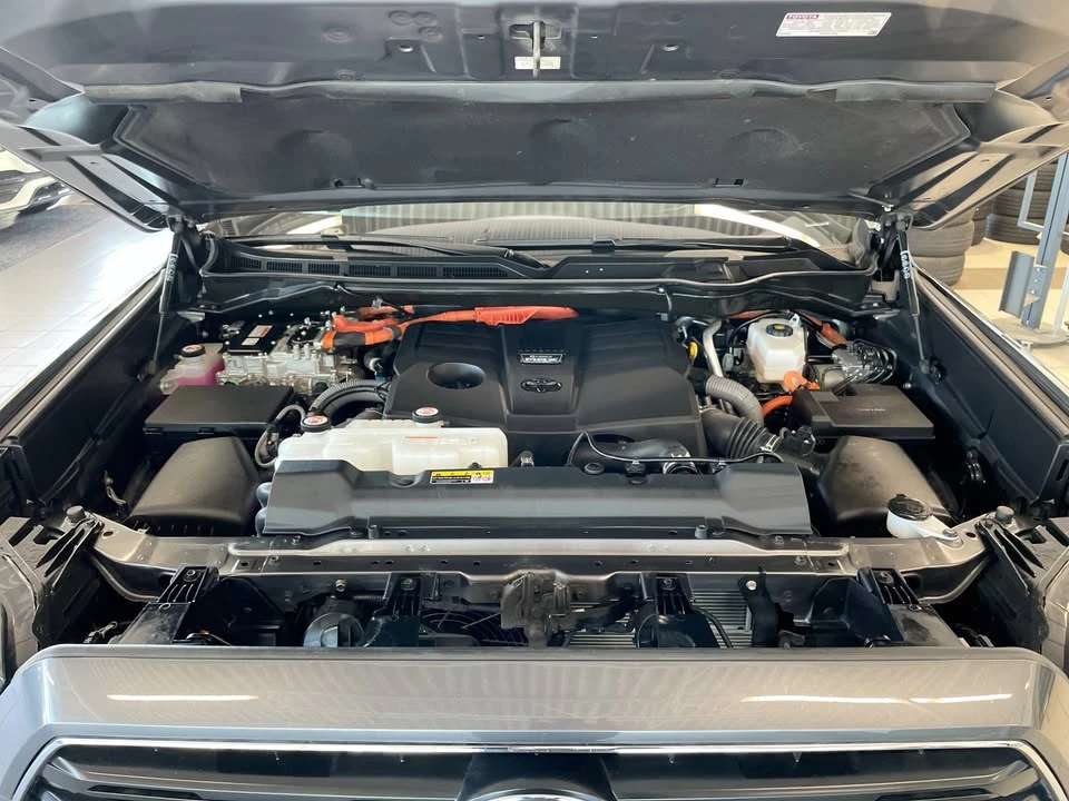 2023 Toyota Sequoia 3rd Gen - Image 18 of 18