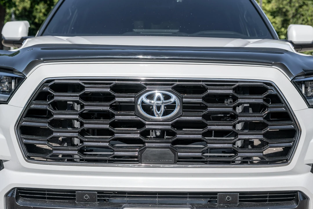 2023 Toyota Sequoia 3rd Gen - Image 11 of 31