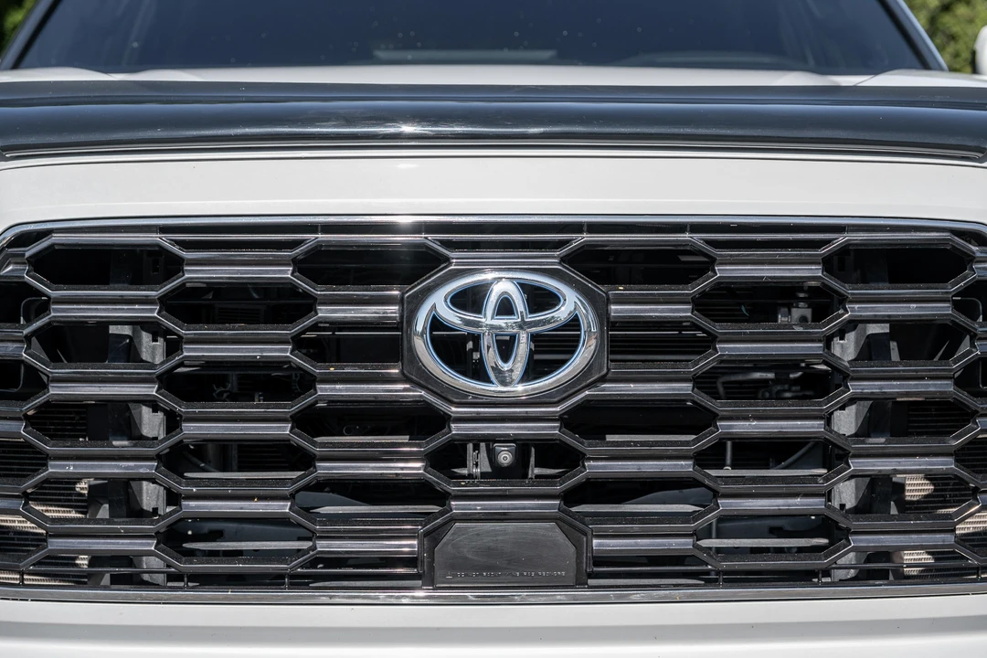 2023 Toyota Sequoia 3rd Gen - Image 12 of 31