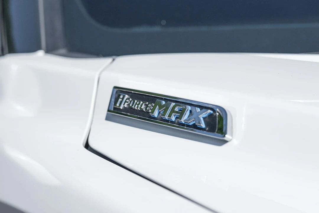 2023 Toyota Sequoia 3rd Gen - Image 15 of 31