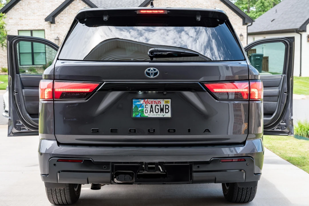 2023 Toyota Sequoia 3rd Gen - Image 8 of 31