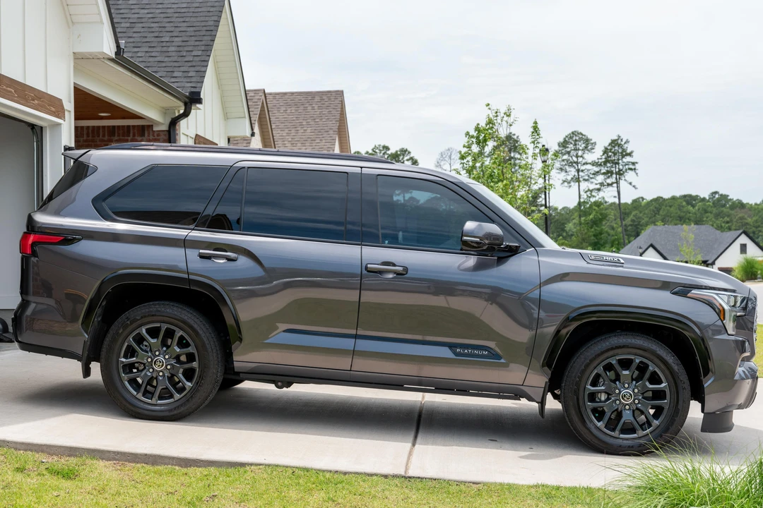 2023 Toyota Sequoia 3rd Gen - Image 9 of 31