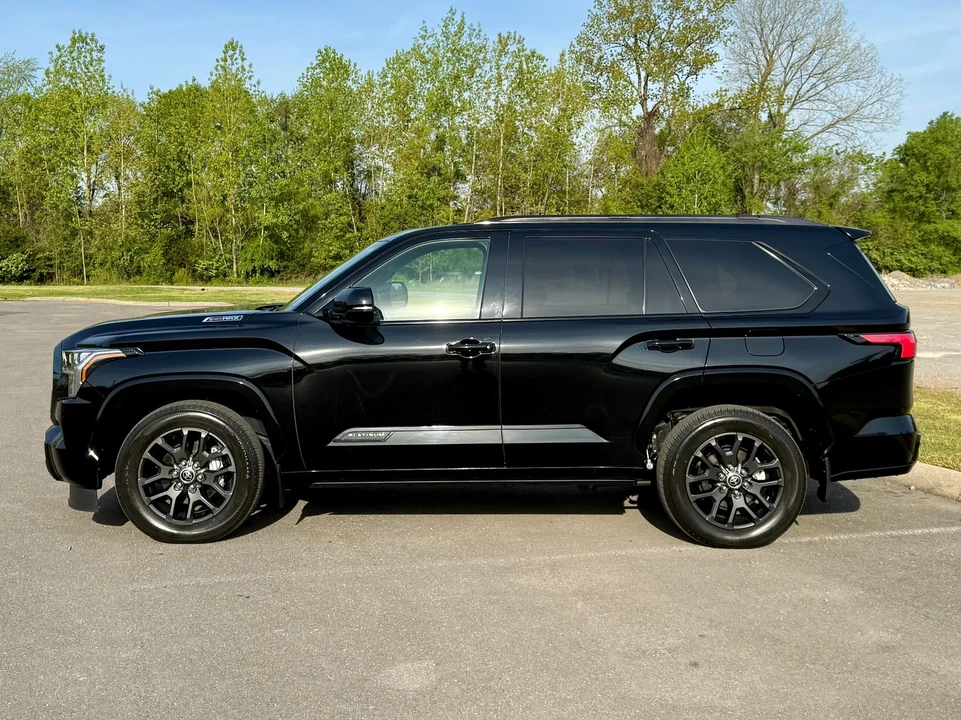 2023 Toyota Sequoia 3rd Gen - Image 7 of 21