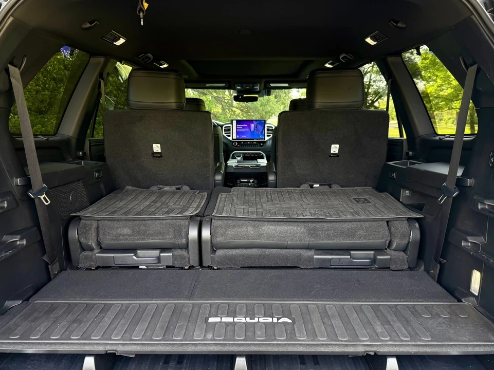 2023 Toyota Sequoia 3rd Gen - Image 16 of 21