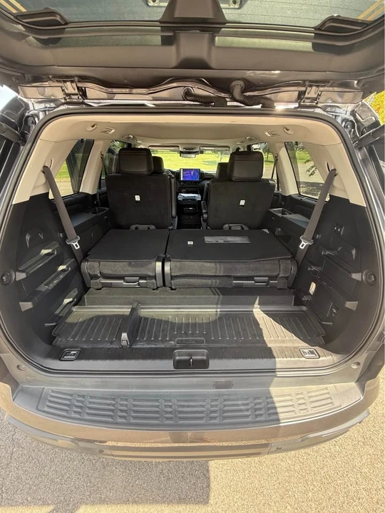 2023 Toyota Sequoia 3rd Gen - Image 7 of 11