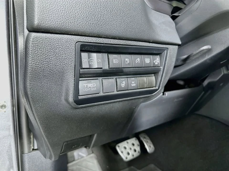 2023 Toyota Sequoia 3rd Gen - Image 12 of 20