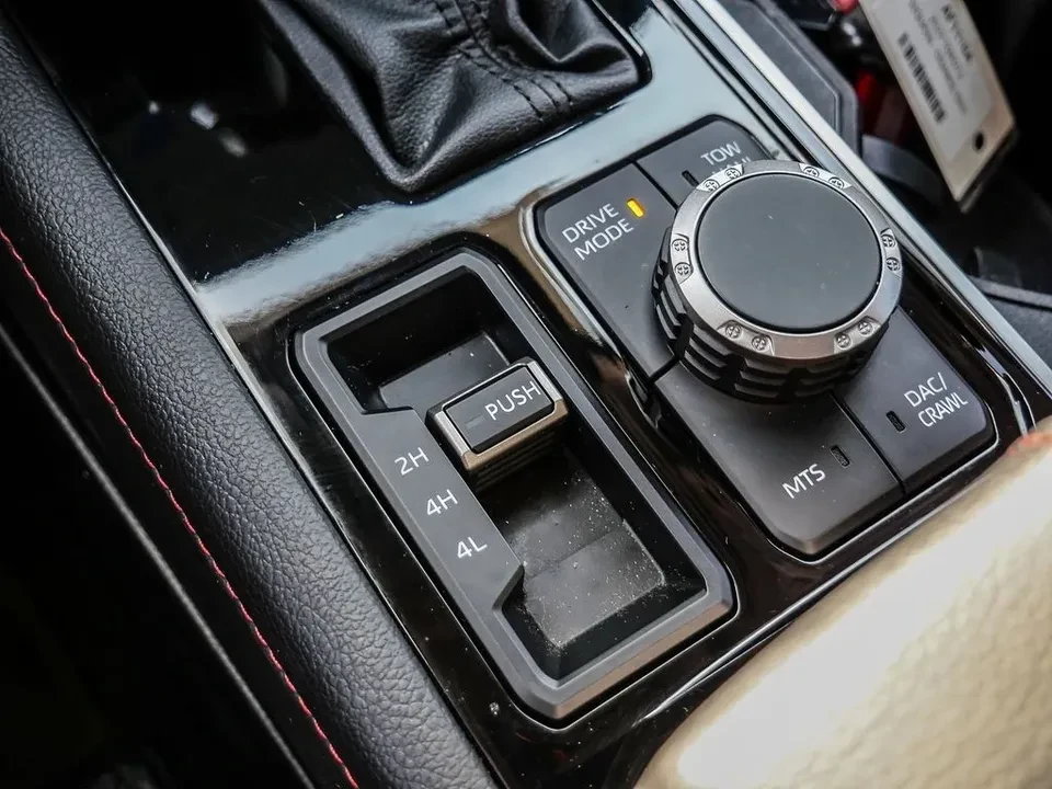 2023 Toyota Sequoia 3rd Gen - Image 5 of 17