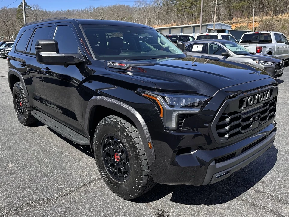 2023 Toyota Sequoia 3rd Gen - Image 4 of 21