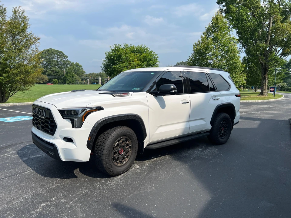 2023 Toyota Sequoia 3rd Gen - Image 12 of 31