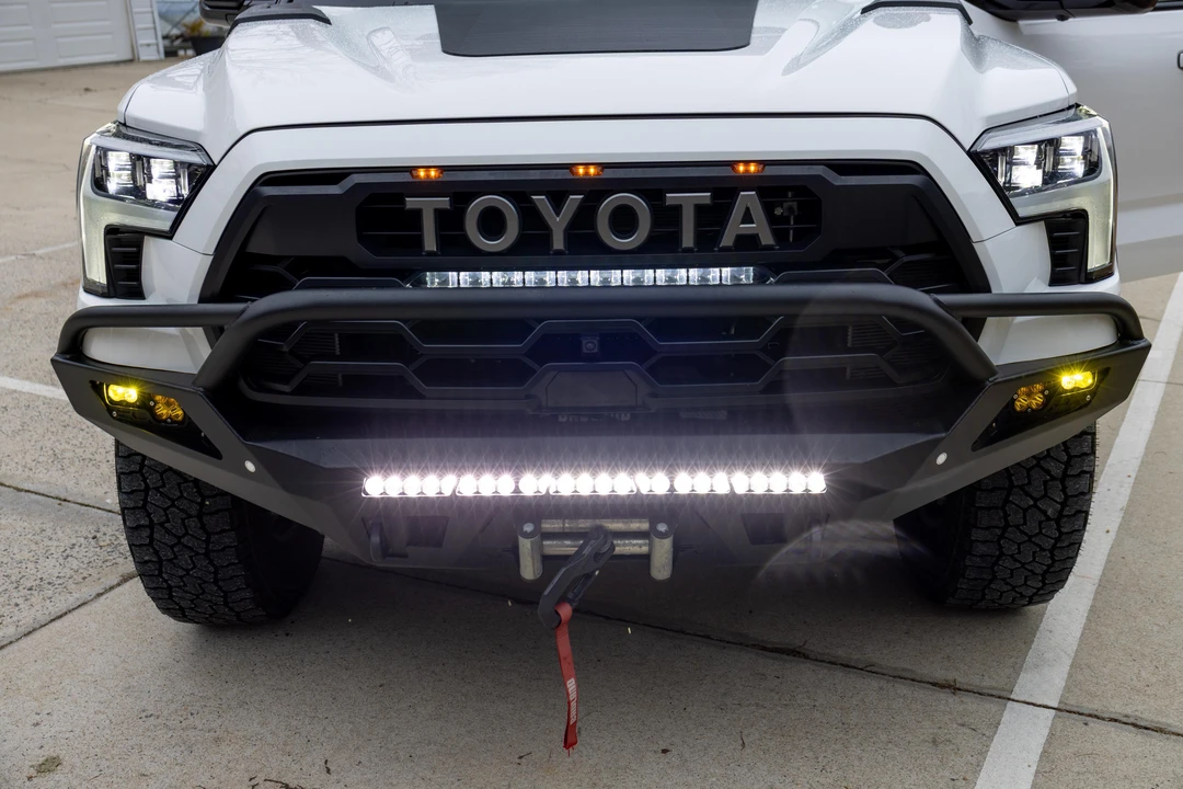 2023 Toyota Sequoia 3rd Gen - Image 15 of 31