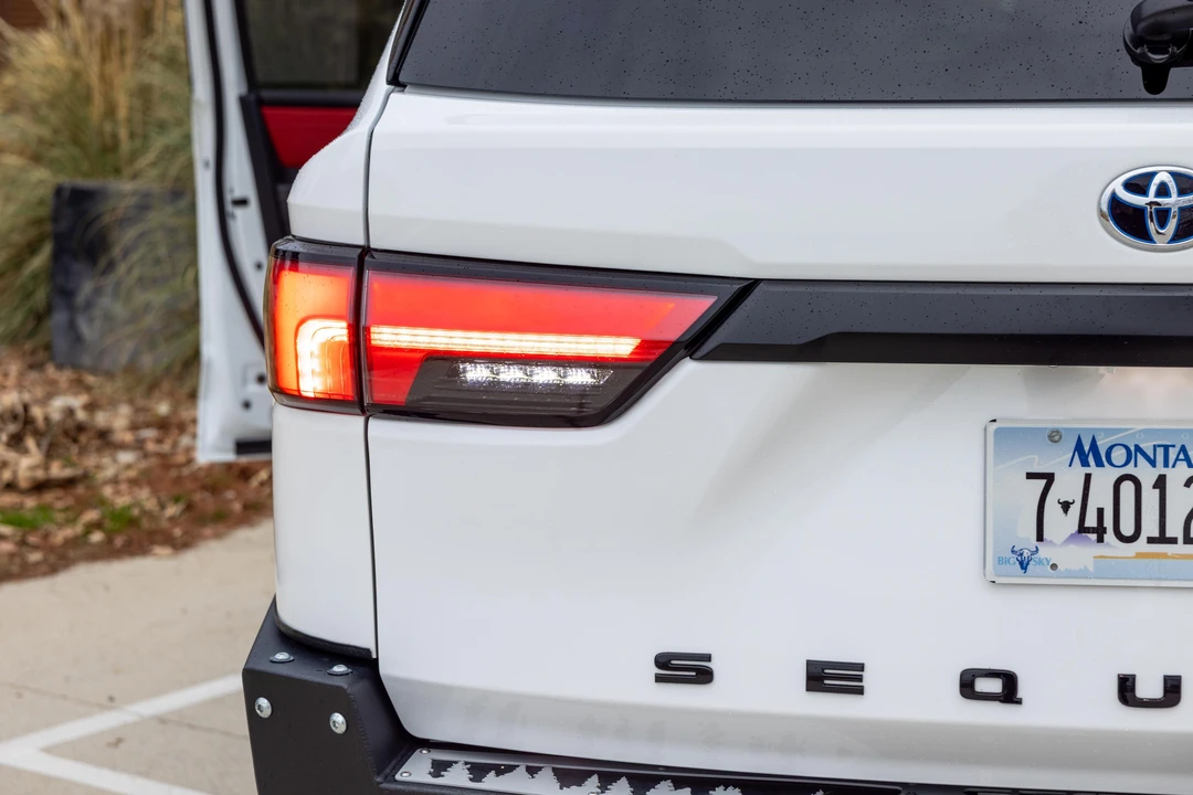 2023 Toyota Sequoia 3rd Gen - Image 24 of 31
