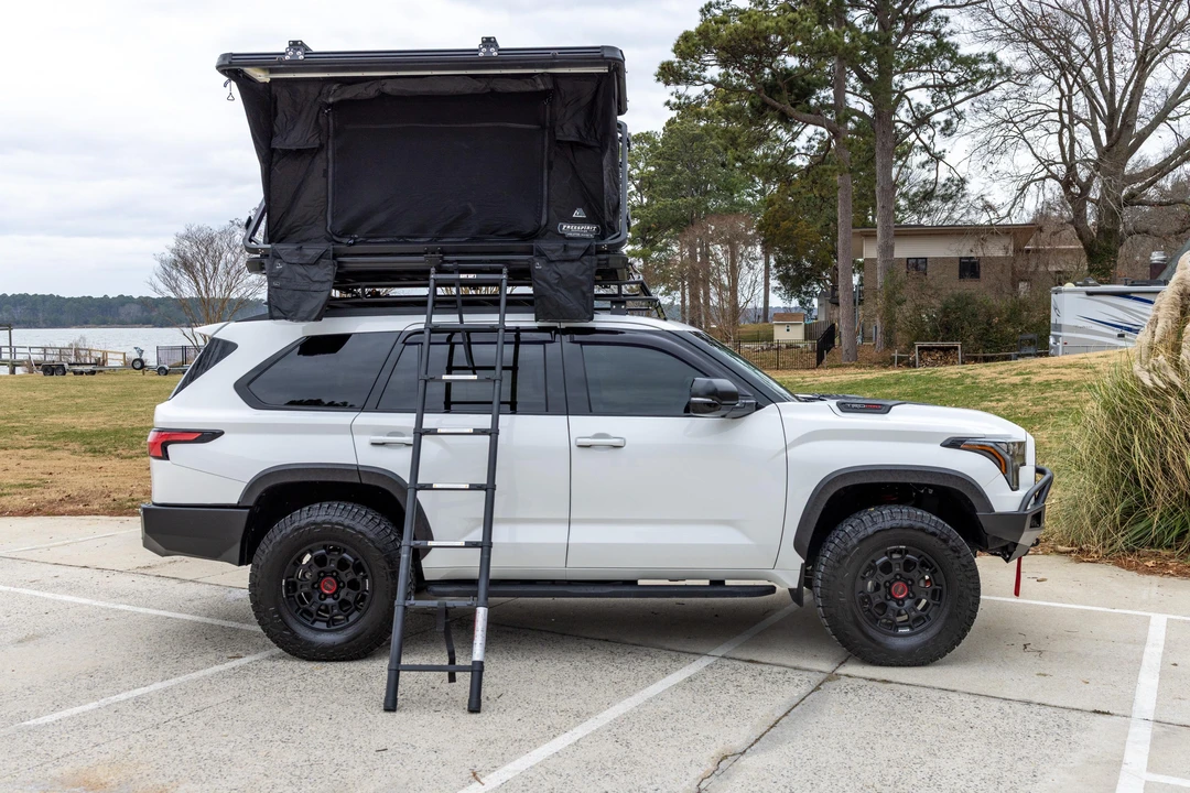 2023 Toyota Sequoia 3rd Gen - Image 11 of 31