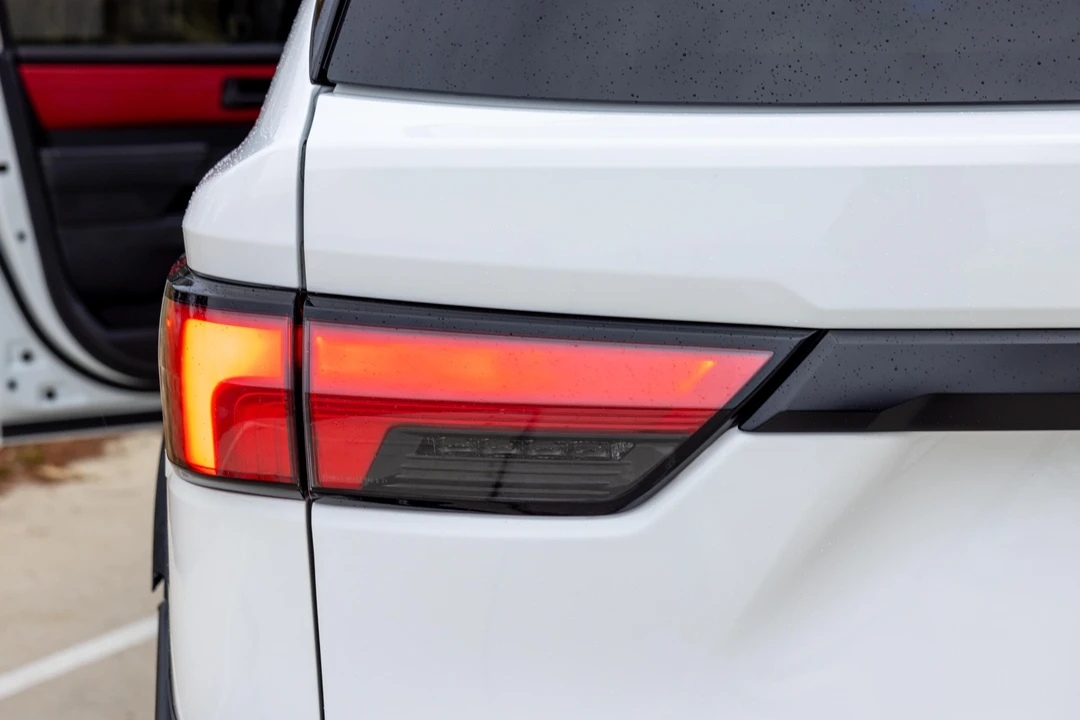 2023 Toyota Sequoia 3rd Gen - Image 23 of 31