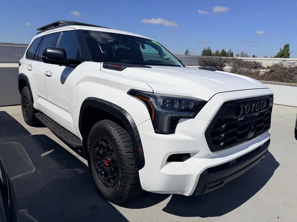 2023 Toyota Sequoia 3rd Gen - Image 4 of 6
